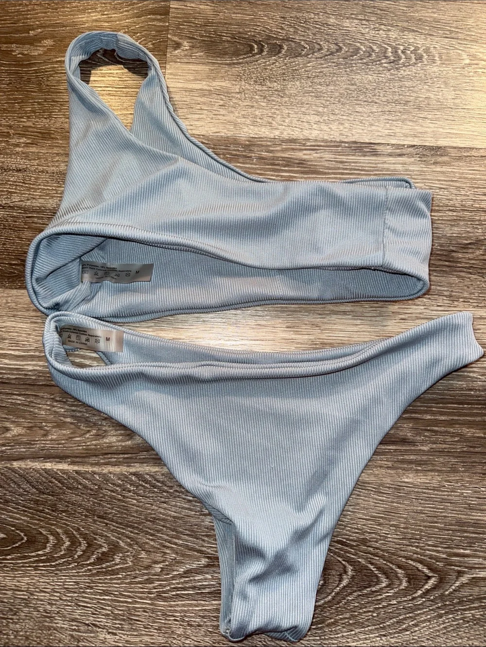 unbranded three piece